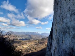 vue à flanc de falaise